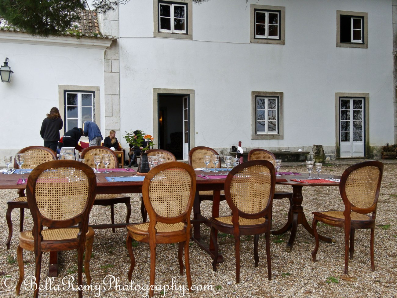Lunch at a Portugese Hacienda between riding lessons - Morgado Lusitano